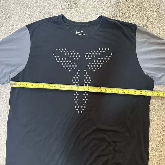 Nike Kobe Mamba T-Shirt Men’s 2XL Black And Gray Sheath Dots Logo Dri Fit - Picture 5 of 9